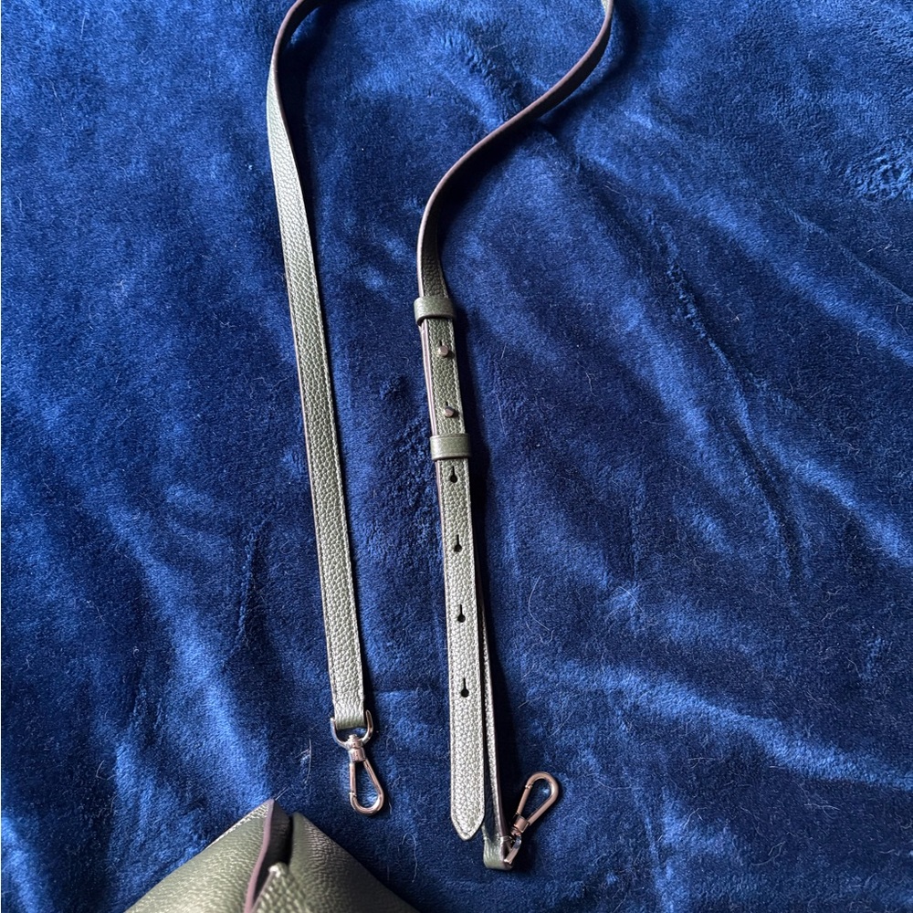 Kate Spade knott Tote Bag - Picture 5 of 12
